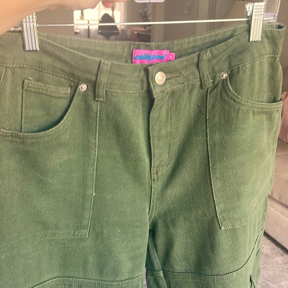 Edikted - Olive cargo Pants- heavy duty!  Thick jeans like material. Super cute